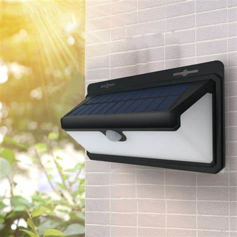 solar-sensory-outdoor-led-light