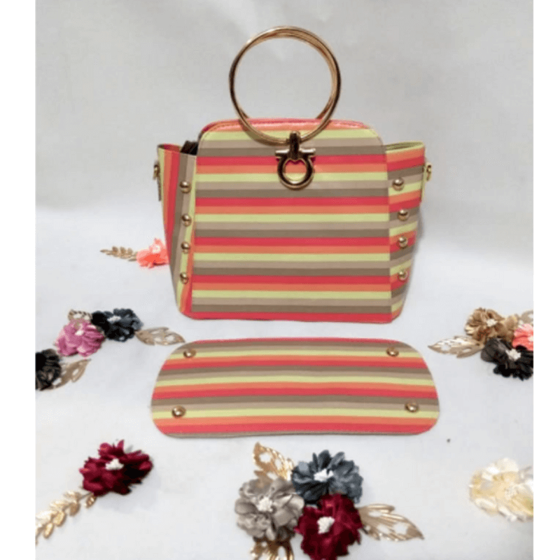 gold-handle-abstract-print-leather-handbag-a5037