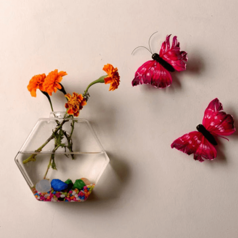 hexagon-wall-mounted-or-desktop-glass-vase