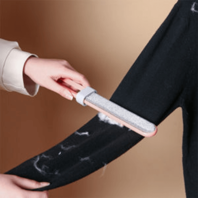 lint-remover-brush